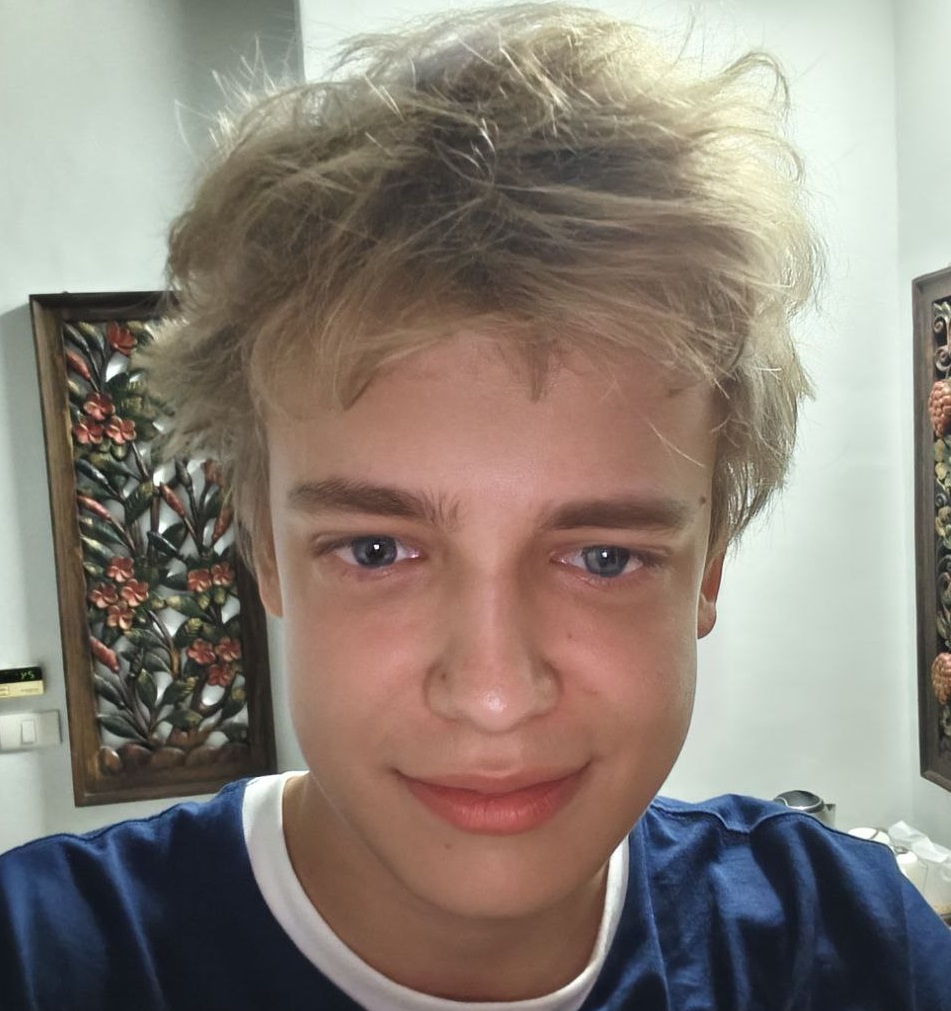 Дмитрий Тартынов