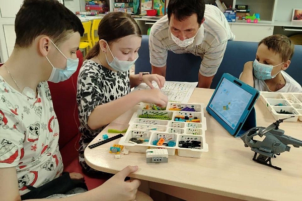 ВОССТАНИЕ РОБОТОВ В ОТДЕЛЕНИИ ОНКОГЕМАТОЛОГИИ