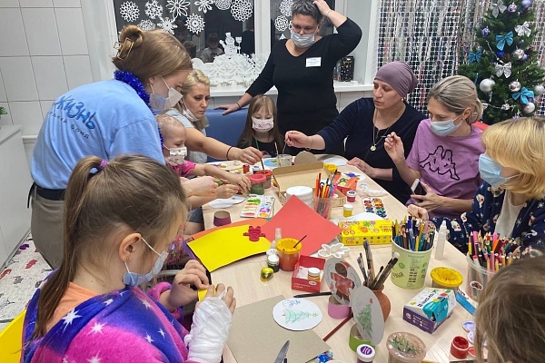 НОВЫЙ ГОД УЖЕ СТУЧИТСЯ В ДВЕРИ