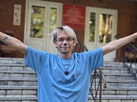 СЛУЧАЙНО ЗАШЕЛ В ТУ САМУЮ ДВЕРЬ
