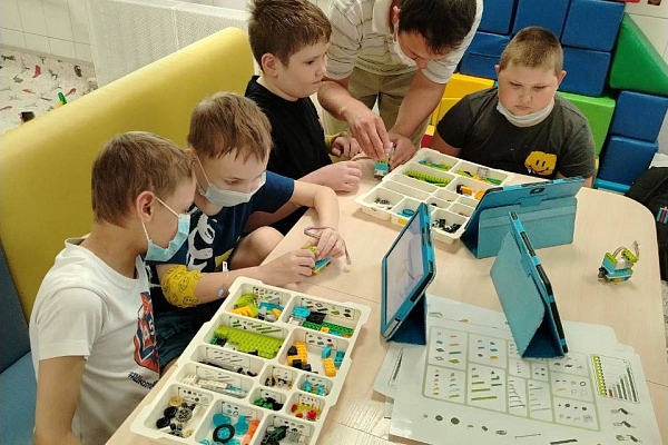 ВОССТАНИЕ РОБОТОВ В ОТДЕЛЕНИИ ОНКОГЕМАТОЛОГИИ