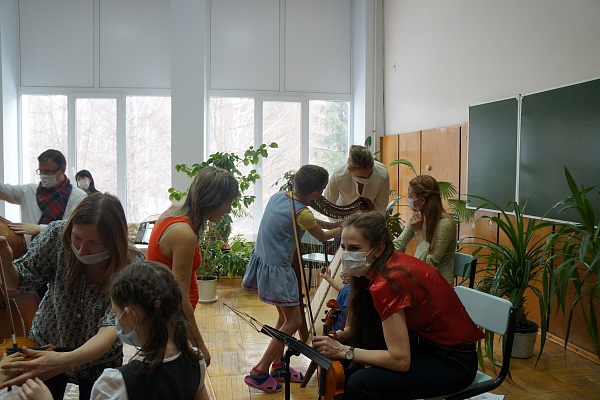 Ирландский танец рук 