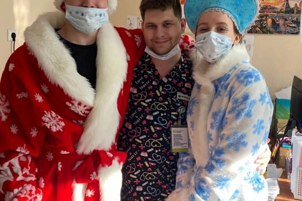 МОГ СДЕЛАТЬ КАРЬЕРУ В СТЕНДАПЕ, НО СТАЛ ПЕРВОКЛАССНЫМ ВРАЧОМ