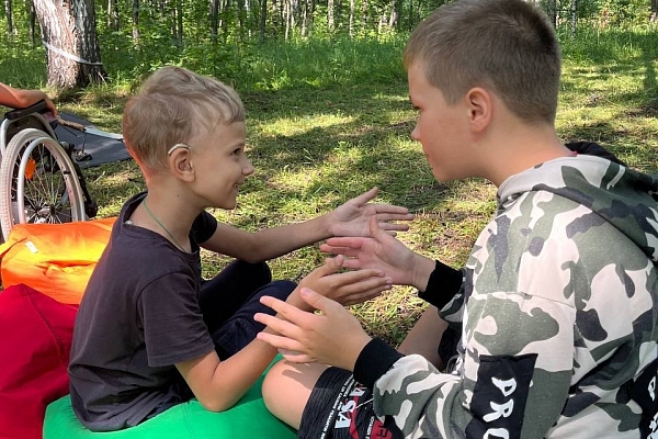 ВЫДЫХАЕМ ТРЕВОГИ, ВДЫХАЕМ СОСНОВЫЙ ВОЗДУХ