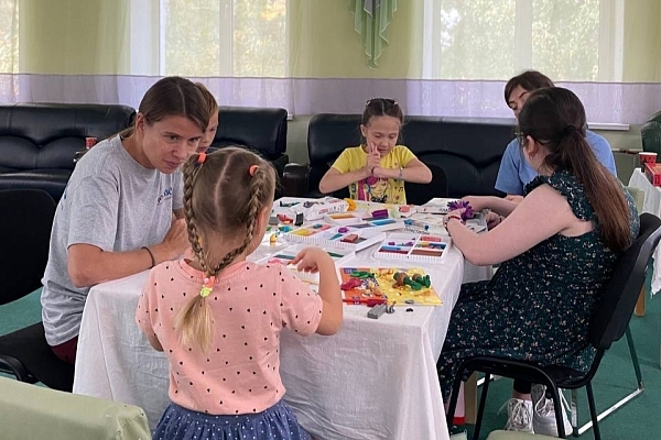 ПОМОГАЕМ ПРИВЫКАТЬ К ХОРОШЕМУ